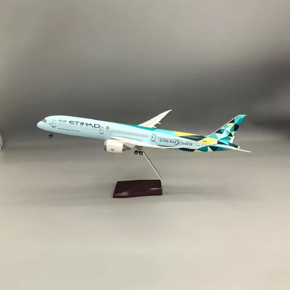 Avión a escala 1/145 Etihad B7 - Model Airplane Plastic reseña y precio